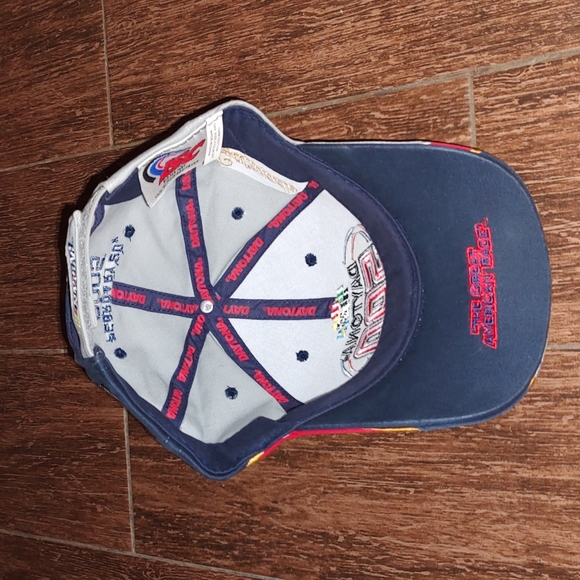 2005 47th Annual Daytona 500 Champion Hat Gatorade Victory Lane Edition. - Picture 12 of 13